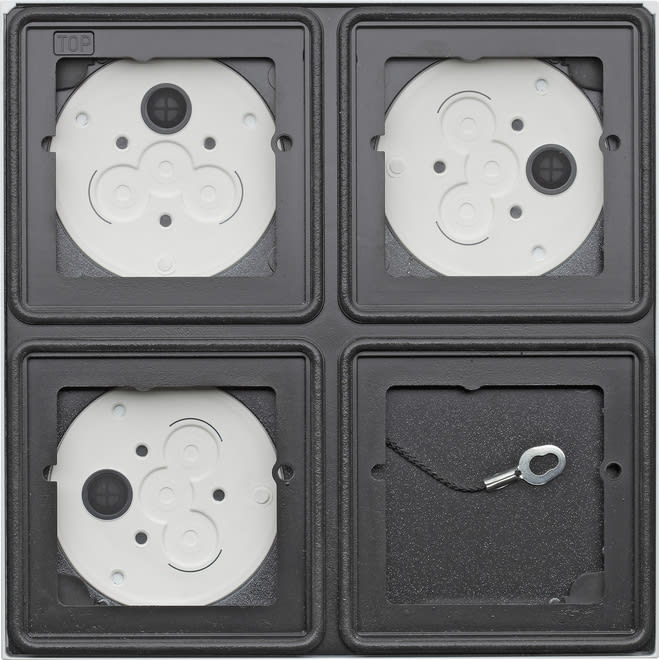 GIRA - GIR5508902 SCATOLA SI 2X 2 MOD. SYSTEM 106 BIANCO T