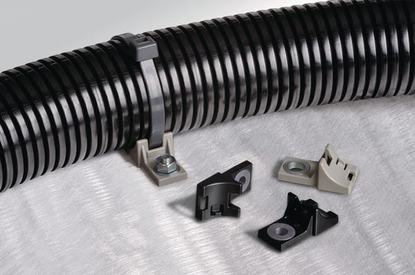 HELLERMANNTYTON Srl HEE156-01466 FASCETTA FISSAGG HEAVY DUTY X120RHDM65X1