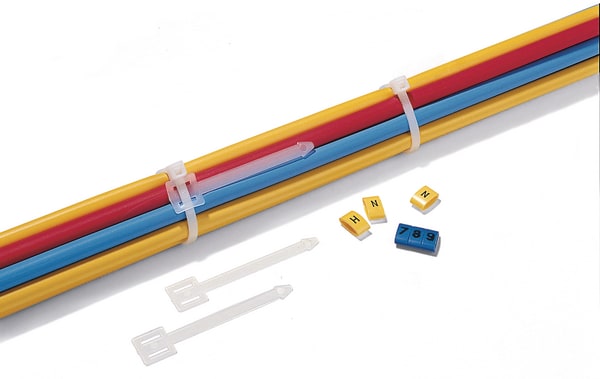 HELLERMANNTYTON Srl HEE151-41110 TARGHETTA FRECCIA 62,5X4,7 NERO AT1
