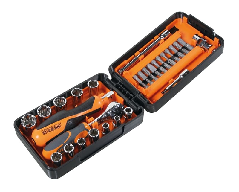 BM SPA - BMM009001947 Assortimento di 11 chiavi a bussola esagonali, 21 inserti per avvitatori e 7 accessori, in cassetta di plastica