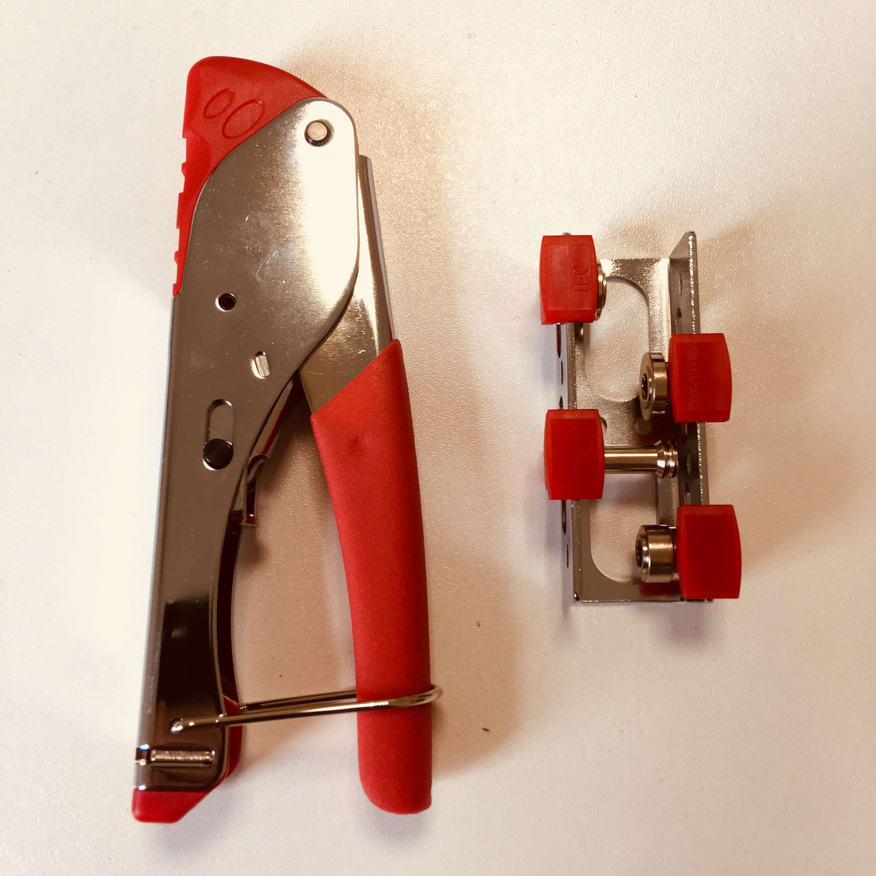 MICRO TEK SRL MIKCC98028070 PINZA A COMPRESSIONE PER F/IEC/BNC