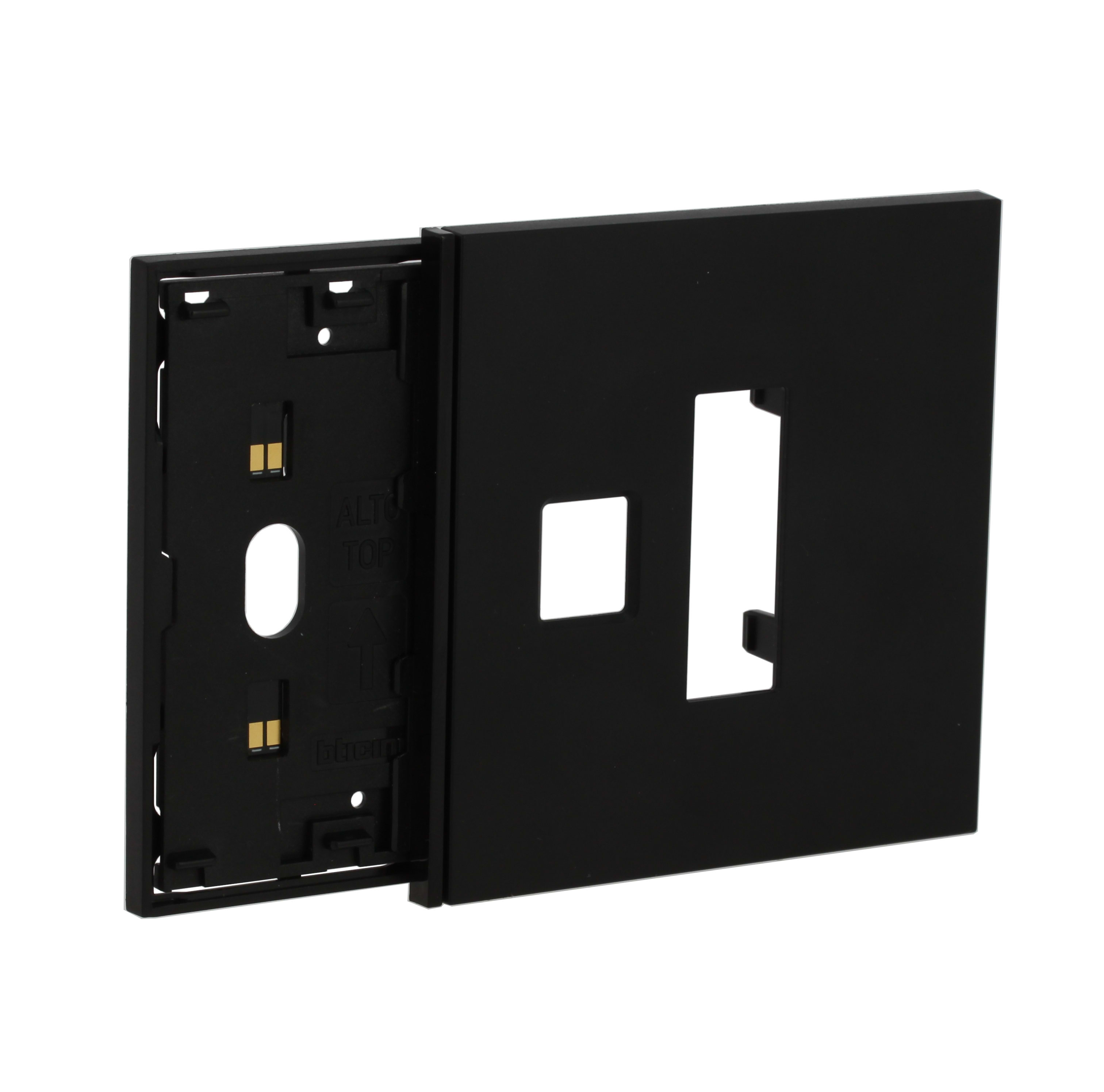 BTICINO BTIKG8103M13C L.NOW FRAME 3M MOSTRINA PRESA + USB NERO