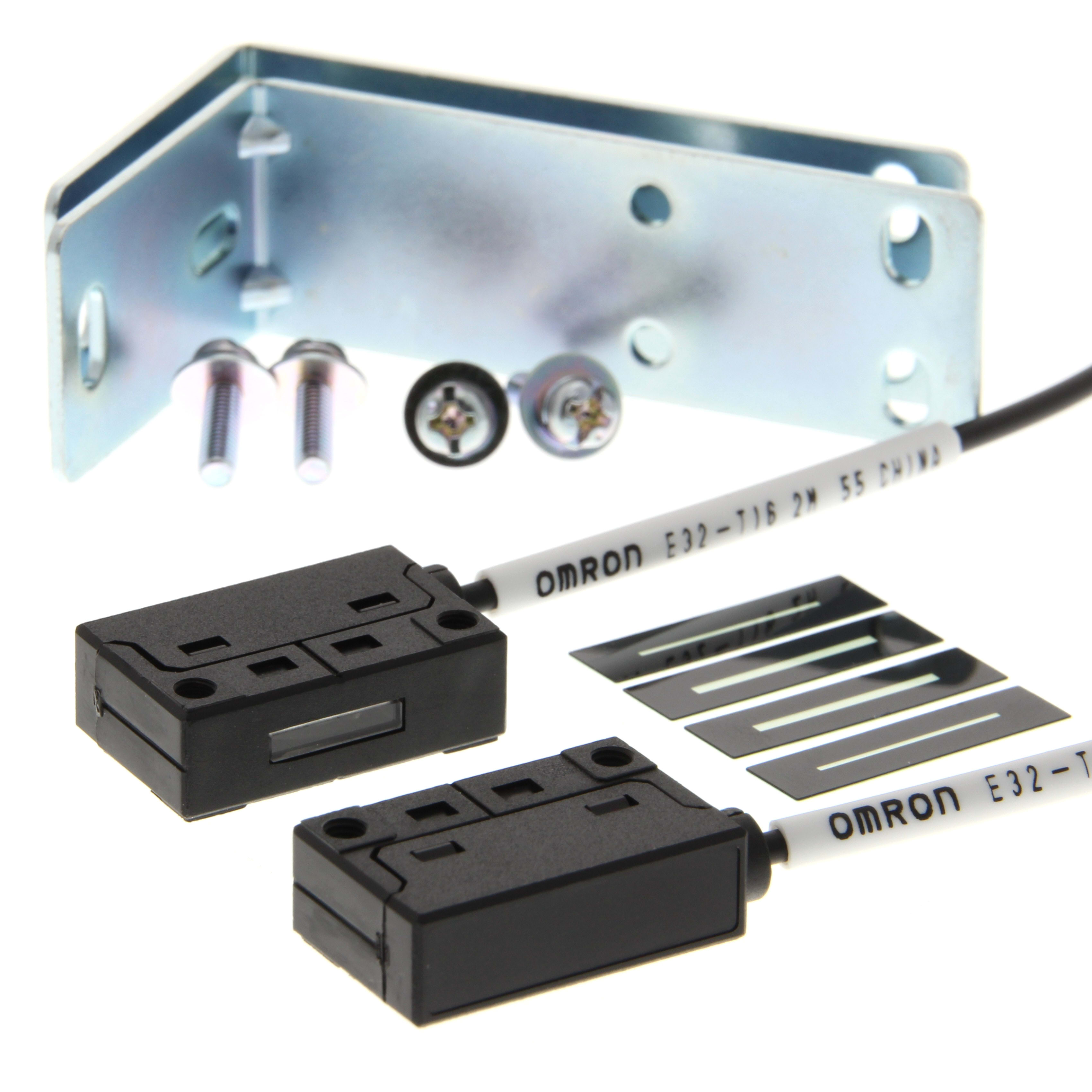 OMRON OMRE32T162M SENSORE- FIBRA OTTICA SBARRAMENTO AREA 1