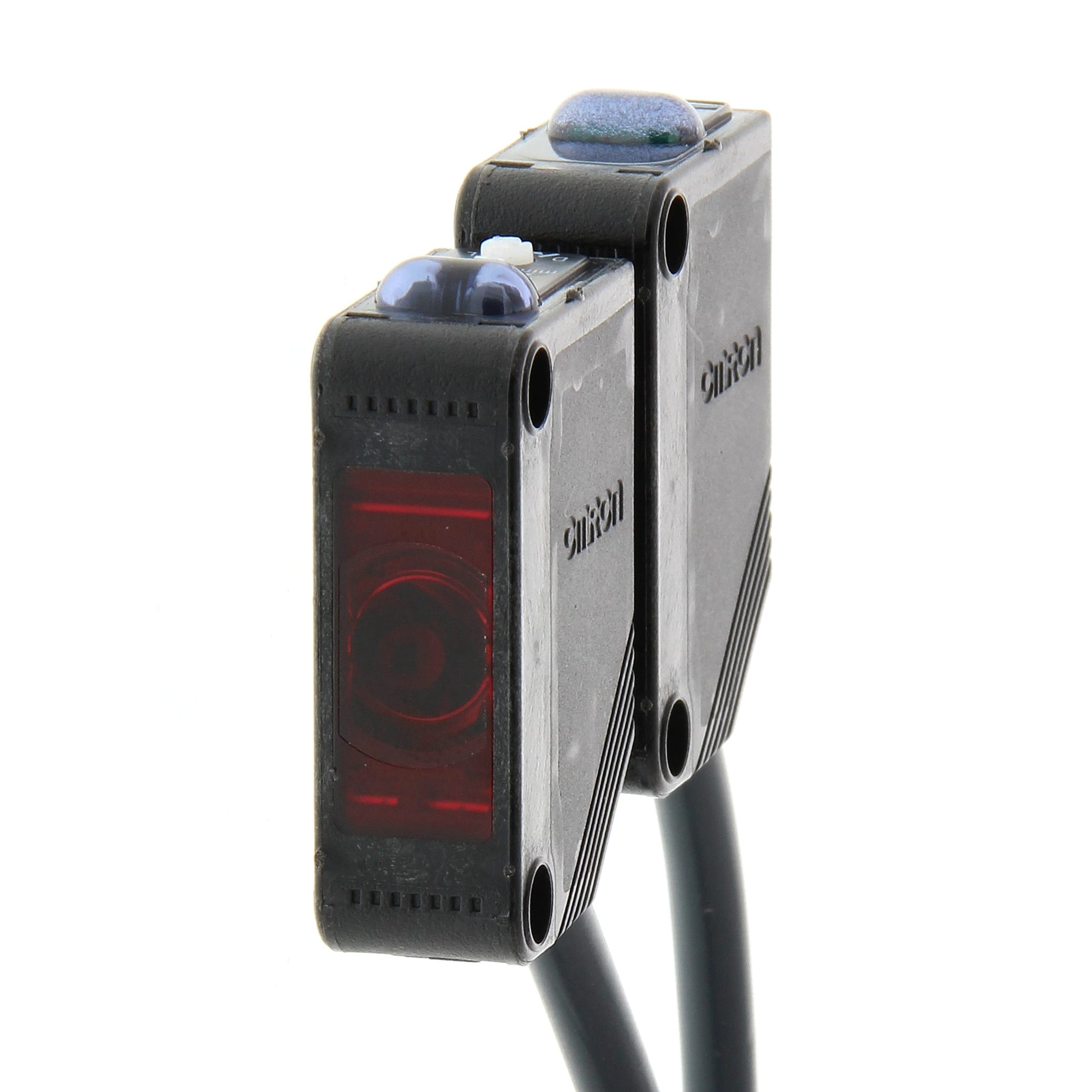 OMRON OMRE3ZT81A2MOMS-241 SENSORE- MIN.SBARRAMENTO 10M PNP CAVO2M