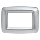 GEWISS - GEWGW32753 PLACCA PLAYBUS YOUNG - IN TECNOPOLIMERO METALLIZZATO - FINITURA SATINATA - 3 POSTI - CROMO SOFT - PLAYBUS