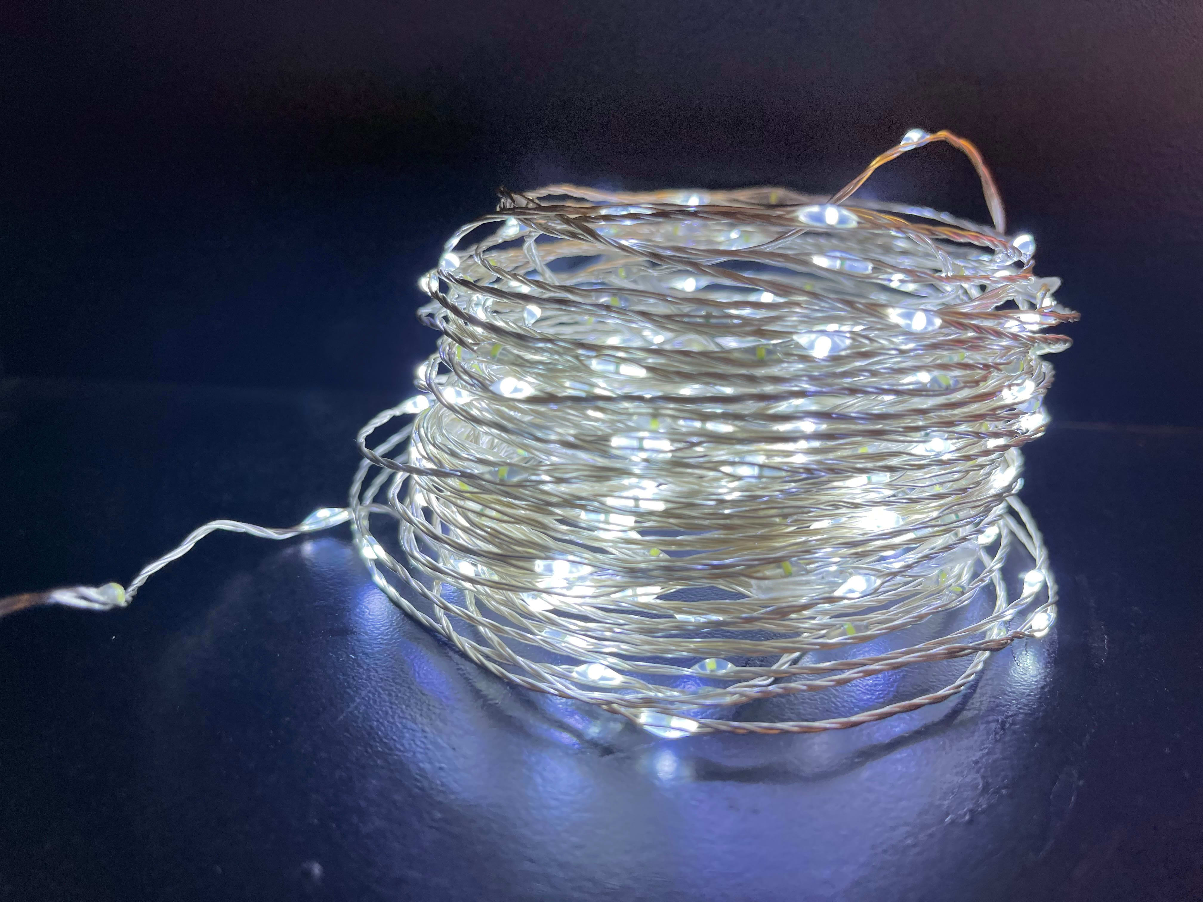 GIOCOPLAST NATALE SP GCP14521570 180 GOCCE DI LED BIANCHI SU FILO DI RAME