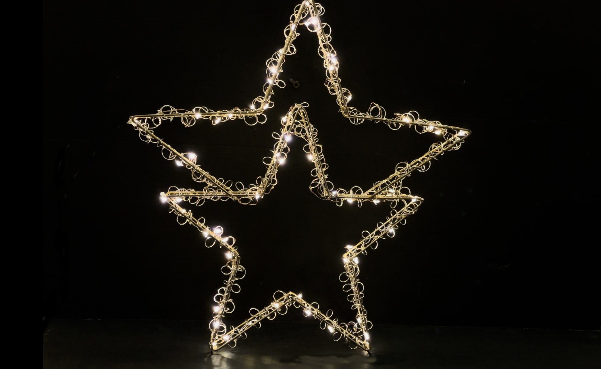GIOCOPLAST NATALE SP GCP17523134 DOPPIA STELLA CON GOCCE DI LED FULL FLAS
