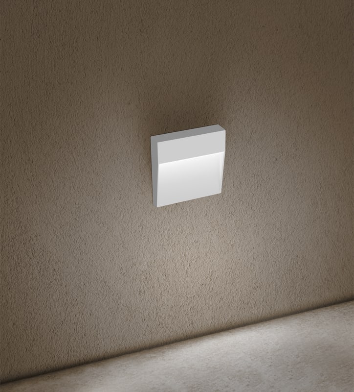 CENTURY ITALIA SRL - CUYPEOBIS-041040 SEGNAPASSO LED PASEO QUADRATO BIANCO