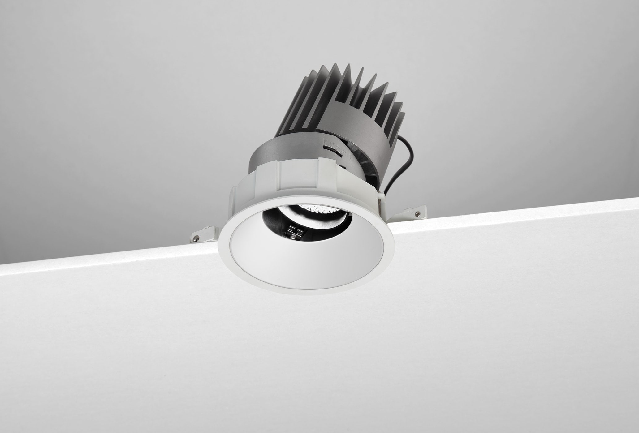 NOBILE ITALIA - NOBM1RA/CM/4K18/W6 INC.ORIEN. TONDO/C D100 18W 4K BI ON-OFF