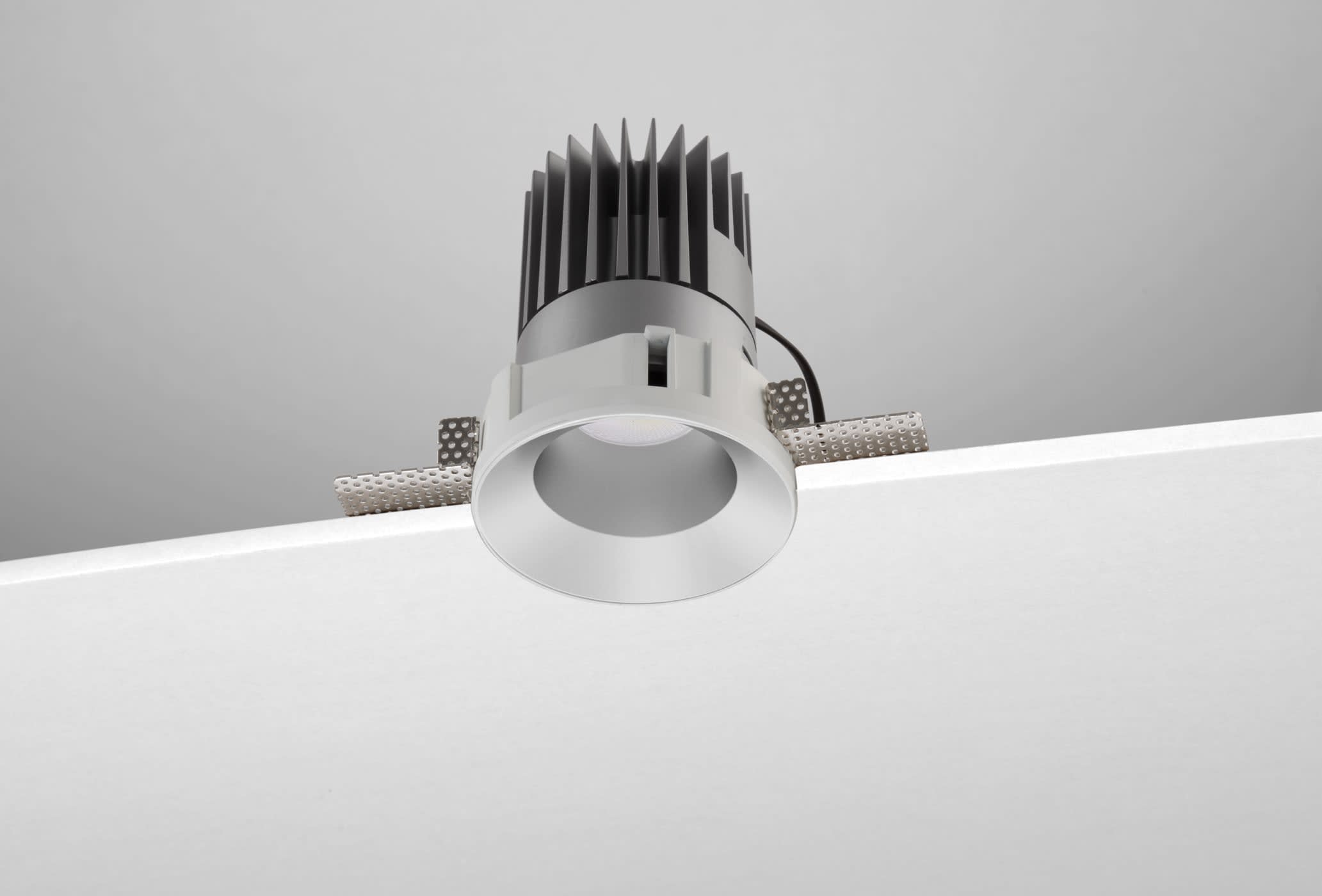 NOBILE ITALIA - NOBM1RF/TM/4K18/M6 INC. FISSO TONDO/T D100 18W 4K OP ON-OFF