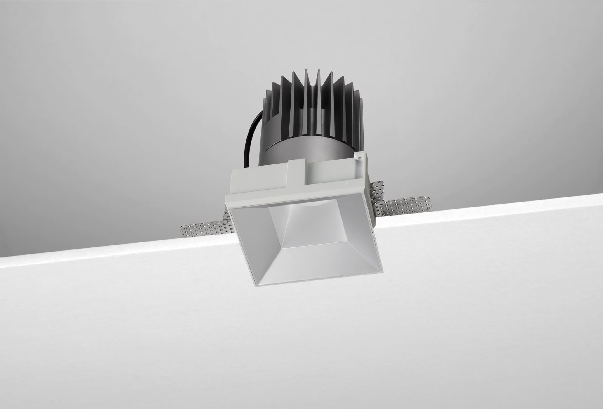 NOBILE ITALIA - NOBM1SF/TF/4K18/M6 INC. FISSO QUAD./T L100 18W 4K OP ON-OFF