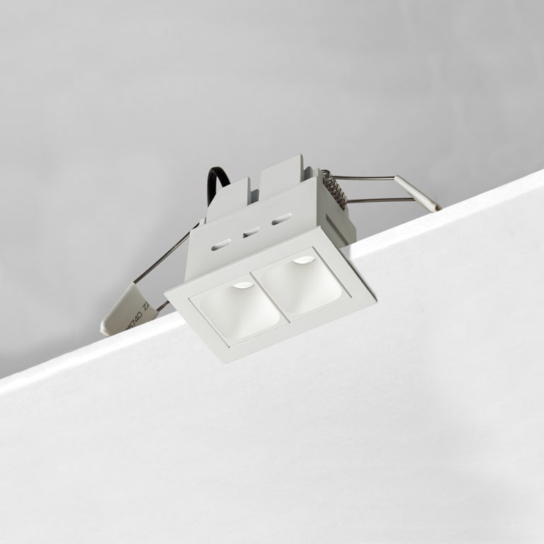 NOBILE ITALIA NOBL02F/WCF/4K04/W6 INC. C/BI 4W L40 4K BI ON-OFF
