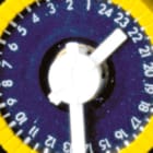 ORBIS - ORBOB051223 CRONO QRSD Interruttore orario elettromeccanico da parete, retroquadro e barra DIN, giornaliero/settimanale, riserva 100 ore, 230V