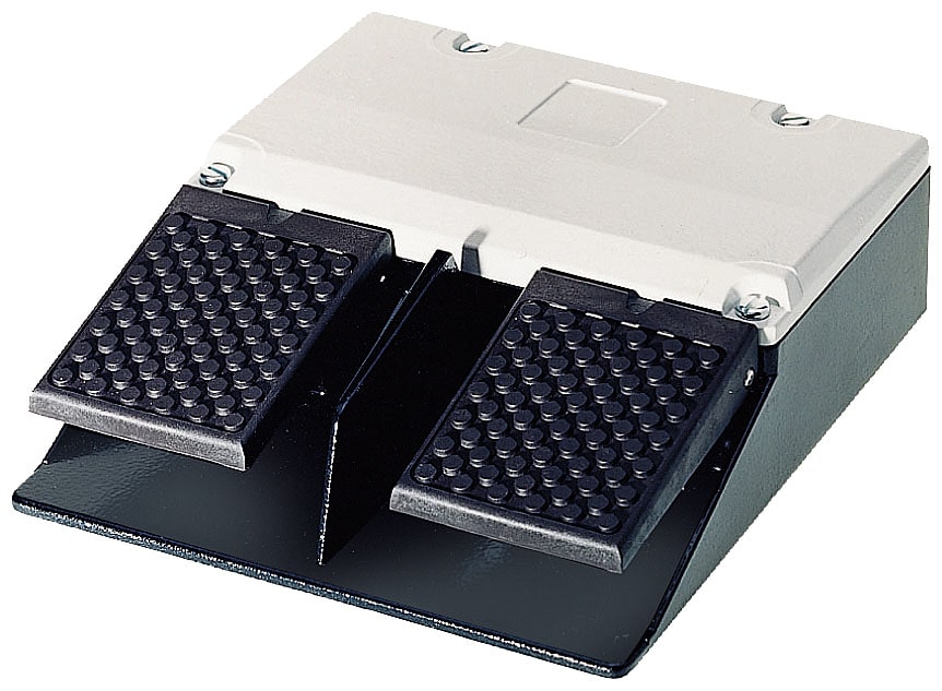 SIEMENS - SIE3SE29320AB20 Pedaliera, 2 pedali ad impulso, ingresso cavi M25 x 1,5 IP65, 1NO+1NC/1NO+1NC