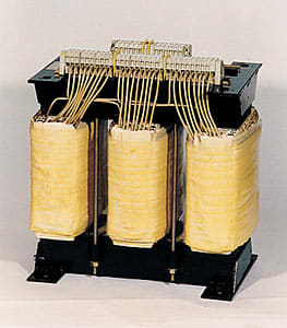 SIEMENS SIE4AP27428BC400HA0 TRAFO TRIF.25KVA 500-400/289-230V IP00