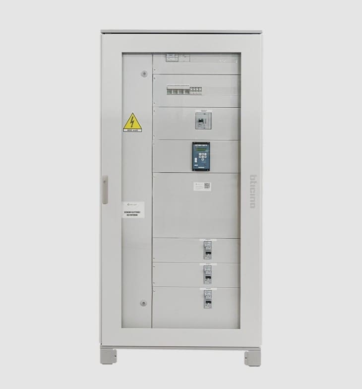 CONTACT ITALIA SRL - IICQIT200-3 Q.DI INTERFACCIA 200KW 3INV CEI0-16 C/TE