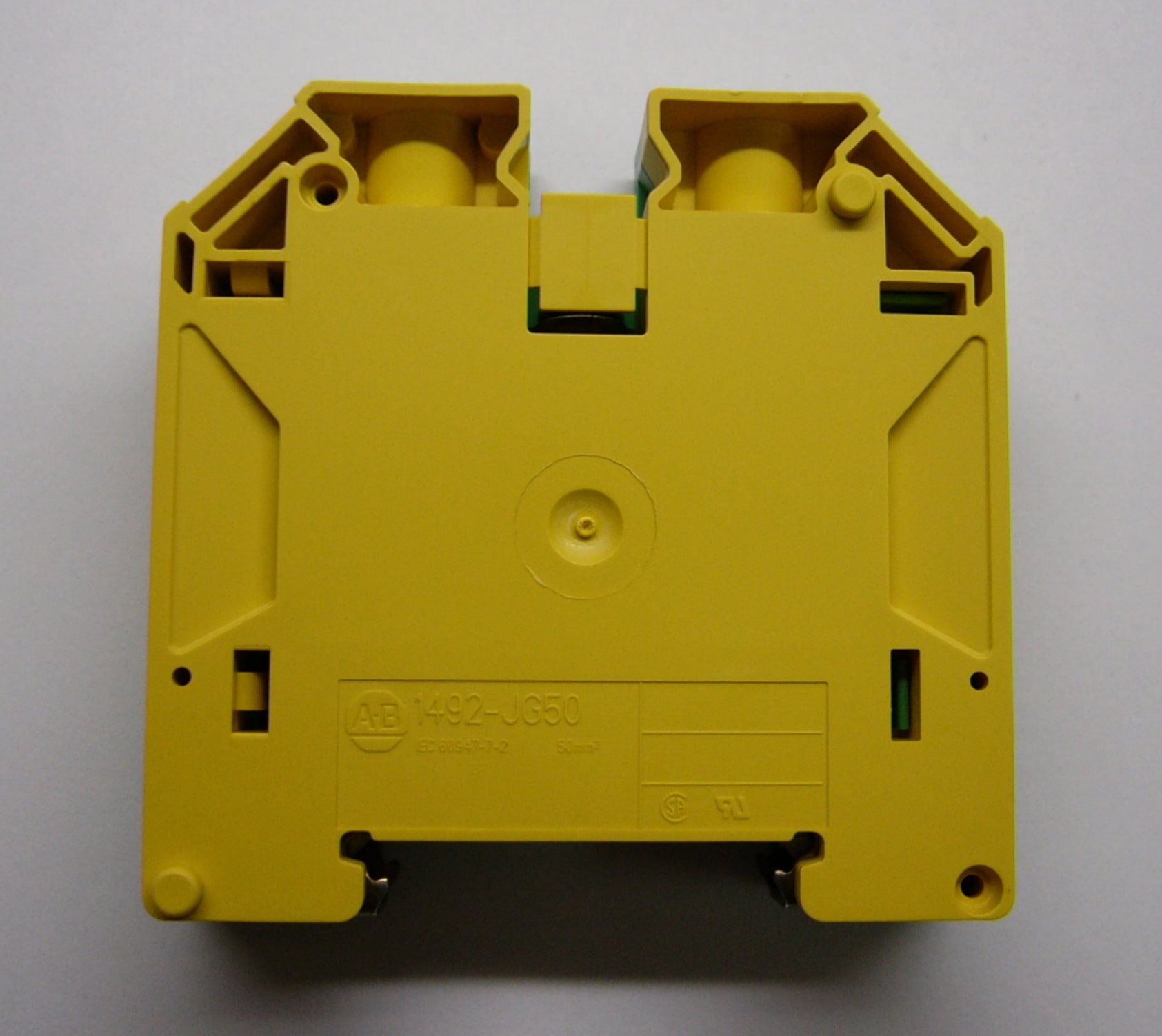 ROCKWELL AUTOMATION RCK1492-JG50 IEC 1-CKT FEED-THROUGH GRD BLK 50MM