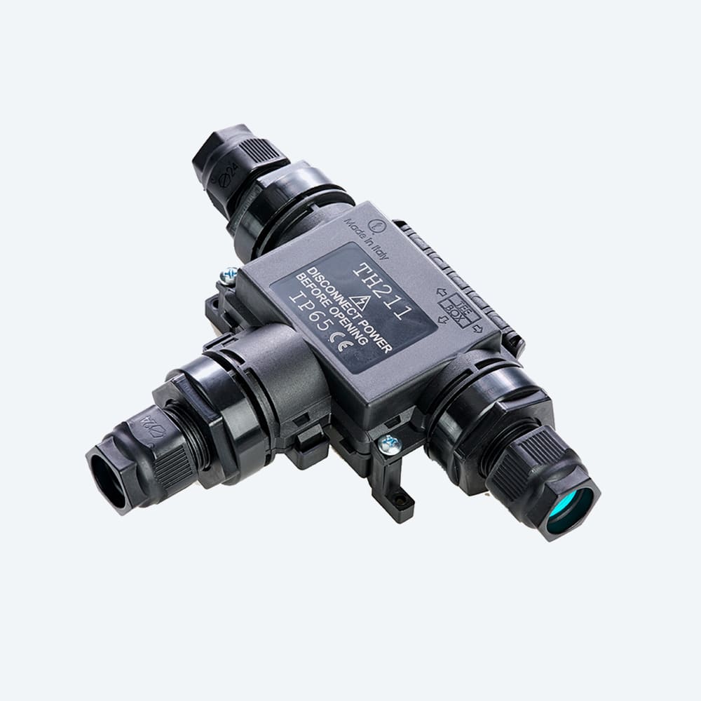 TECHNO SRL - TLHTHB.211.D4A Scatola di derivazione 3 vie 4p Vite D7-13.5 IP65