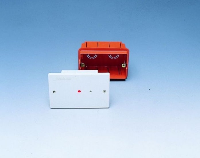TECNEL TECNOLOGIE EL TTETE3832 IR SUONERIE MONOFASCIO SC 503 10A/230VCA