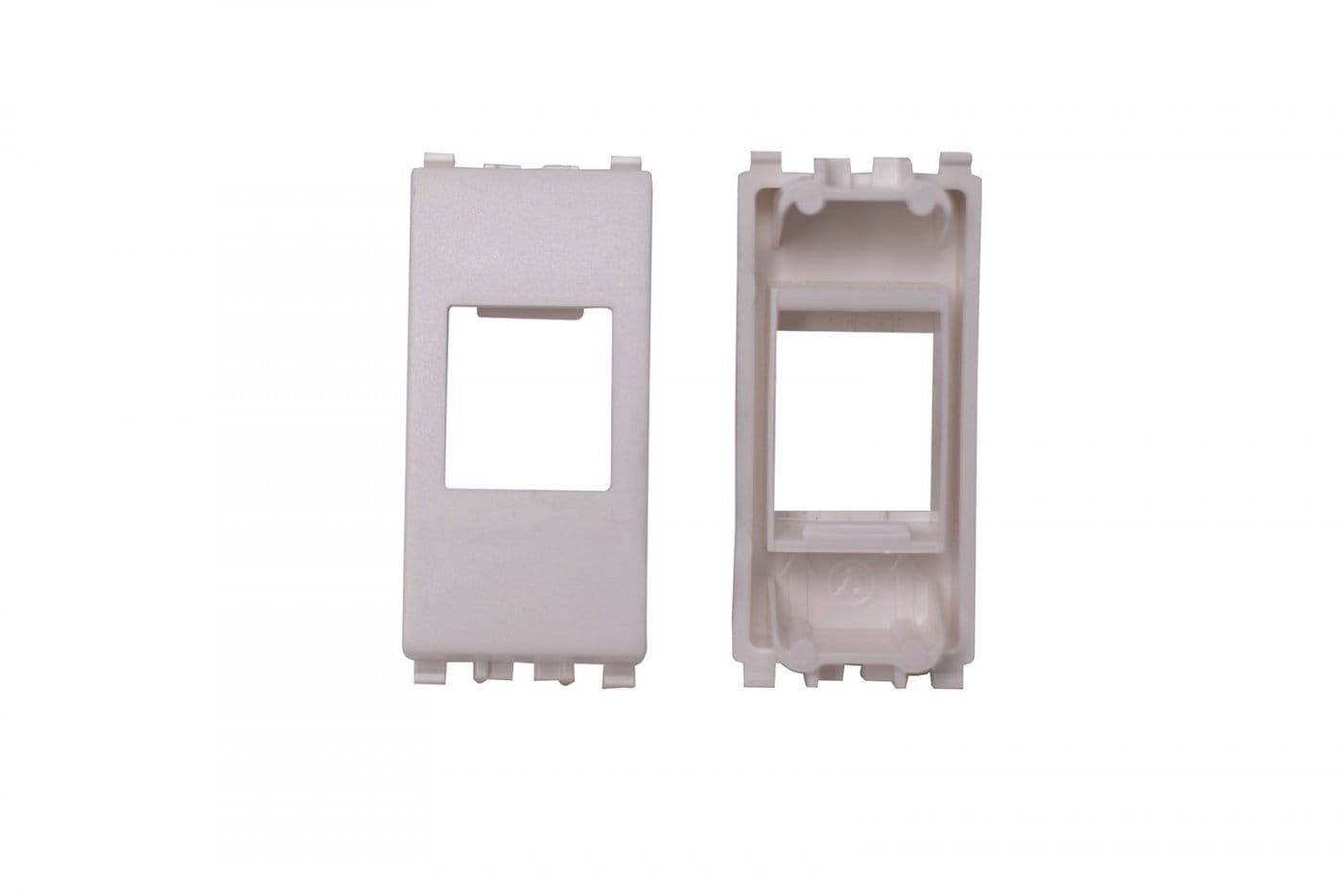 ADMK ITALIA SRLS ADMVM6545AK ADATTATORE KEYSTONE COMPATIBILE VIMAR