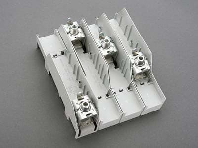 WOEHNER ELECTROTECHN WOH01162000 SET DI 4 PIASTRE C. MORSETTO, PER 32 X 2