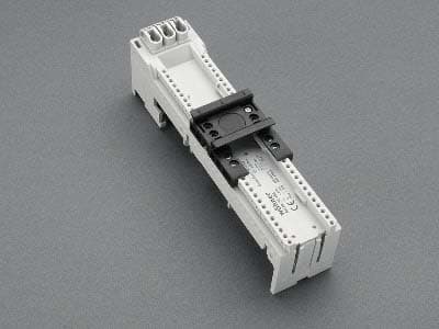WOEHNER ELECTROTECHN WOH32486000 ADATT. EC, 32A, MORS. A MOLLA, 1DIN, 200