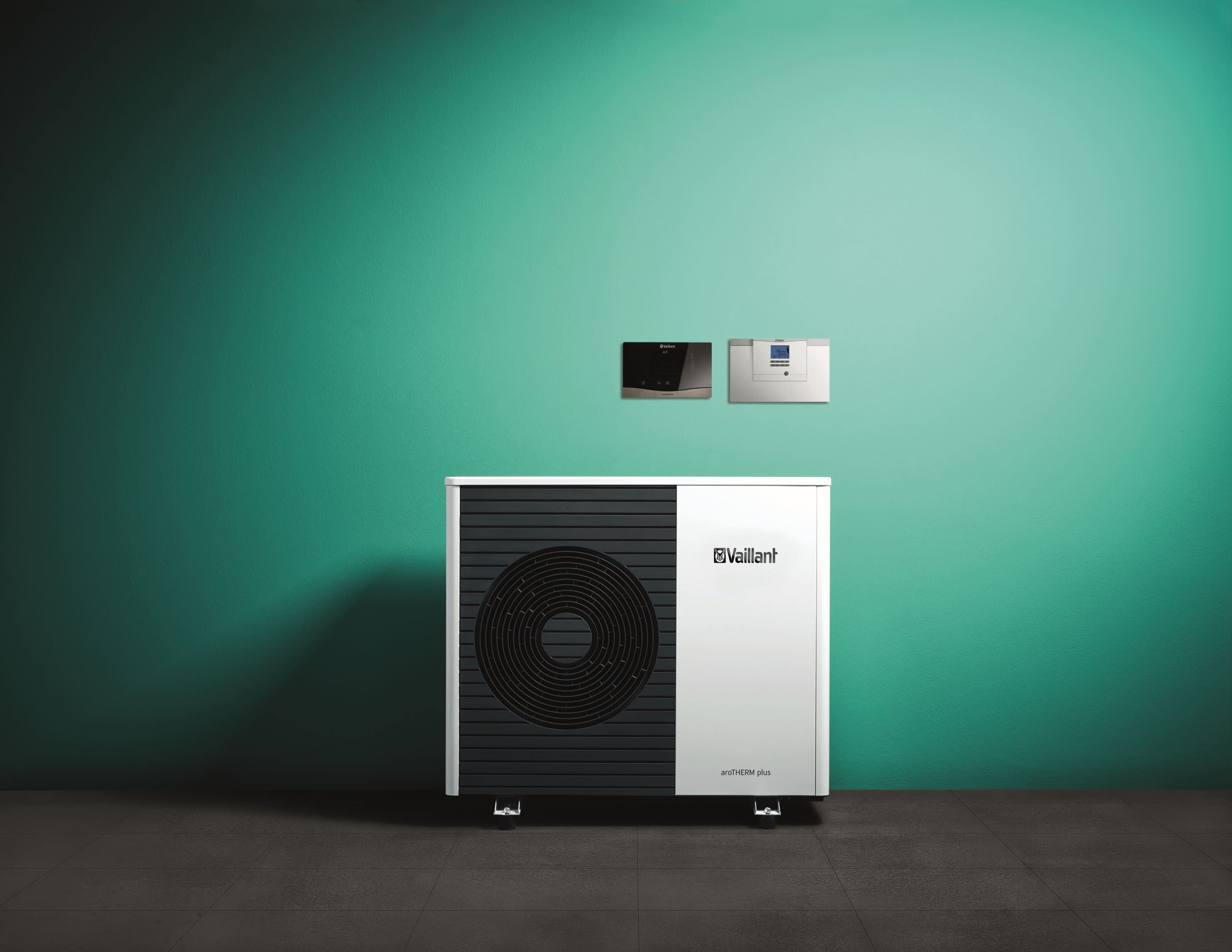 VAILLANT - VLT0010038587 AROTHERM PLUS VWL 155/6 A + INTERFACCIA