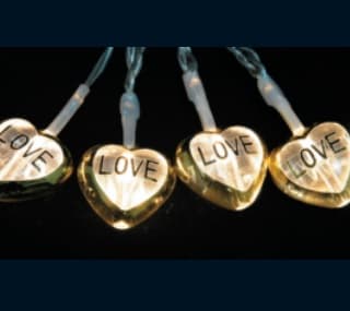 GIOCOPLAST NATALE SP - GCP14212236 15 CUORI DECORATI E COLRATI, A BATTERIA