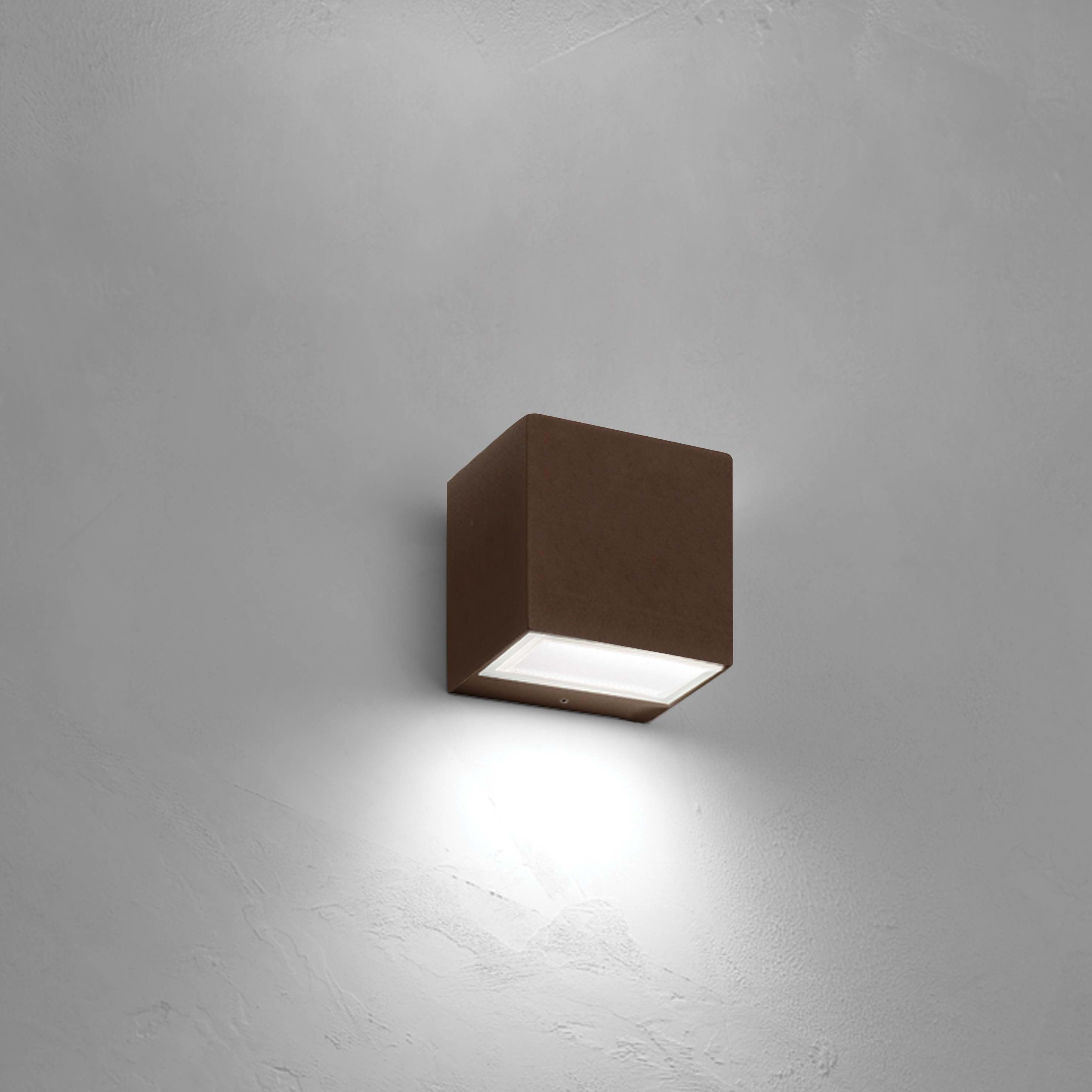NOBILE ITALIA NOBBA10/1A/3K/BR APPLIQUE MONEM 9W 3K 85 IP65 230V BR
