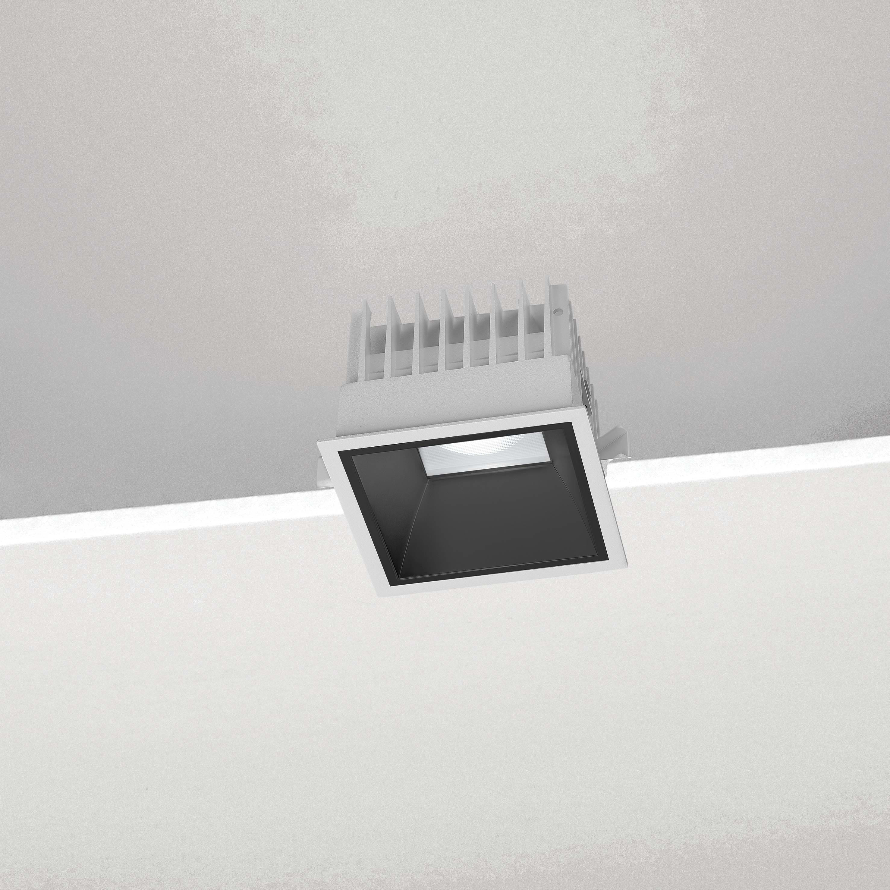 NOBILE ITALIA - NOBC1S/F/3K13/B6 INC. L.100 QUAD. 13W 3K NE ON-OFF