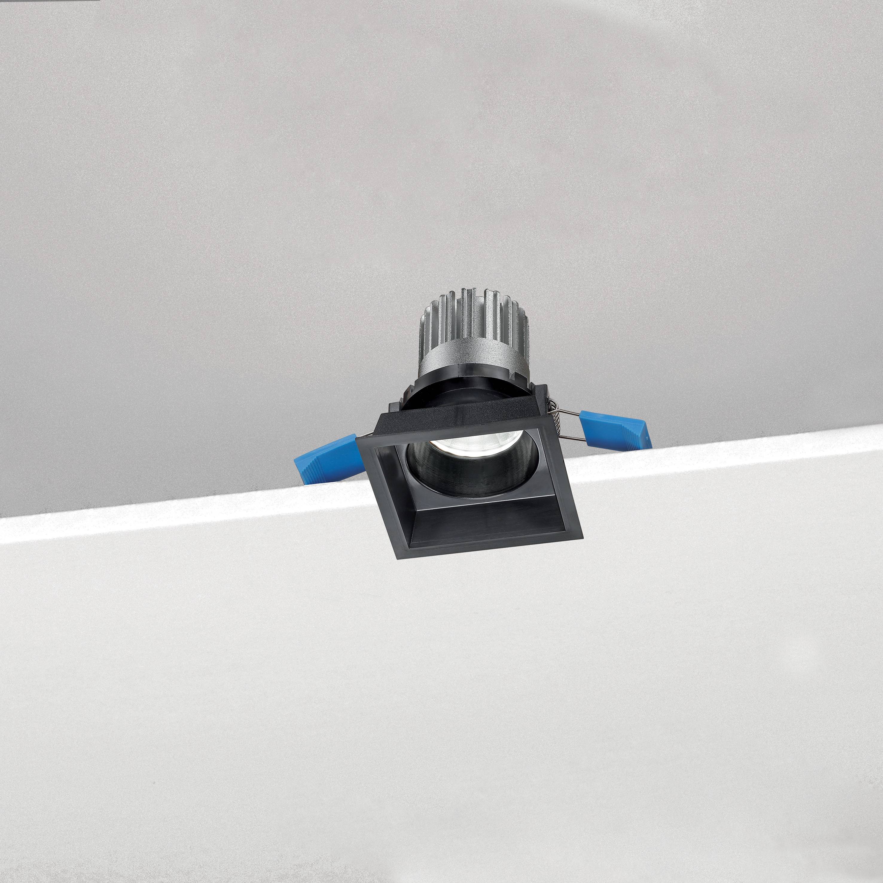 NOBILE ITALIA - NOBD1S/40/3K/B2 INC.FISSO QUAD. 8,5W 3K NE PUSH/DIM1-10V