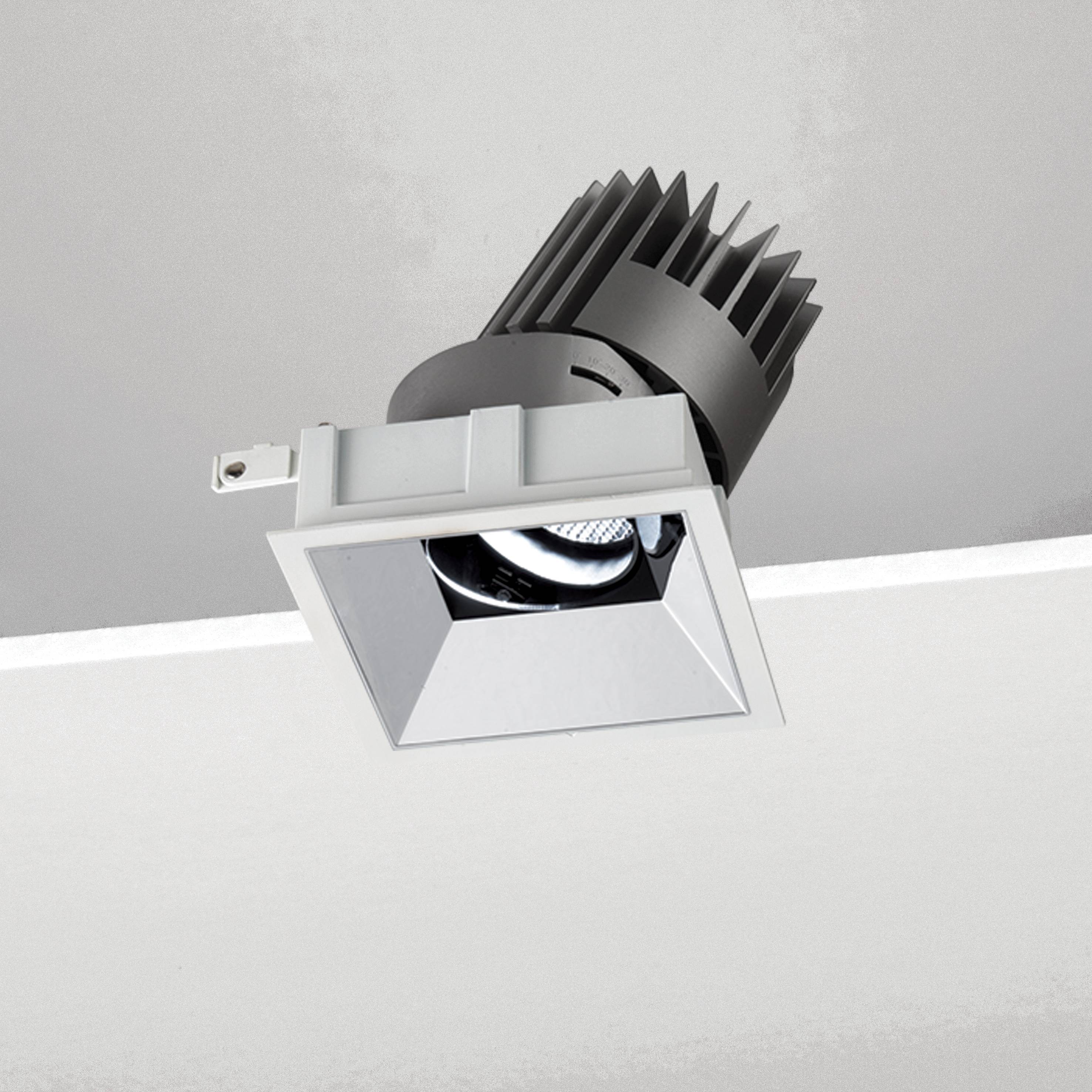 NOBILE ITALIA - NOBM1SA/CF/4K13/C6 INC.ORIEN. QUAD./C L100 13W 4K CR ON-OFF