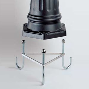 NOBILE ILLUMINAZIONE - NOBTR.06/07 TRIANGOLO DI FISSAGGIO LAMPIONI PICCOLI