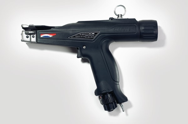 HELLERMANNTYTON Srl HEE110-09100 ATTREZZO PNEUMATICO FINO A 13.5 MK9P