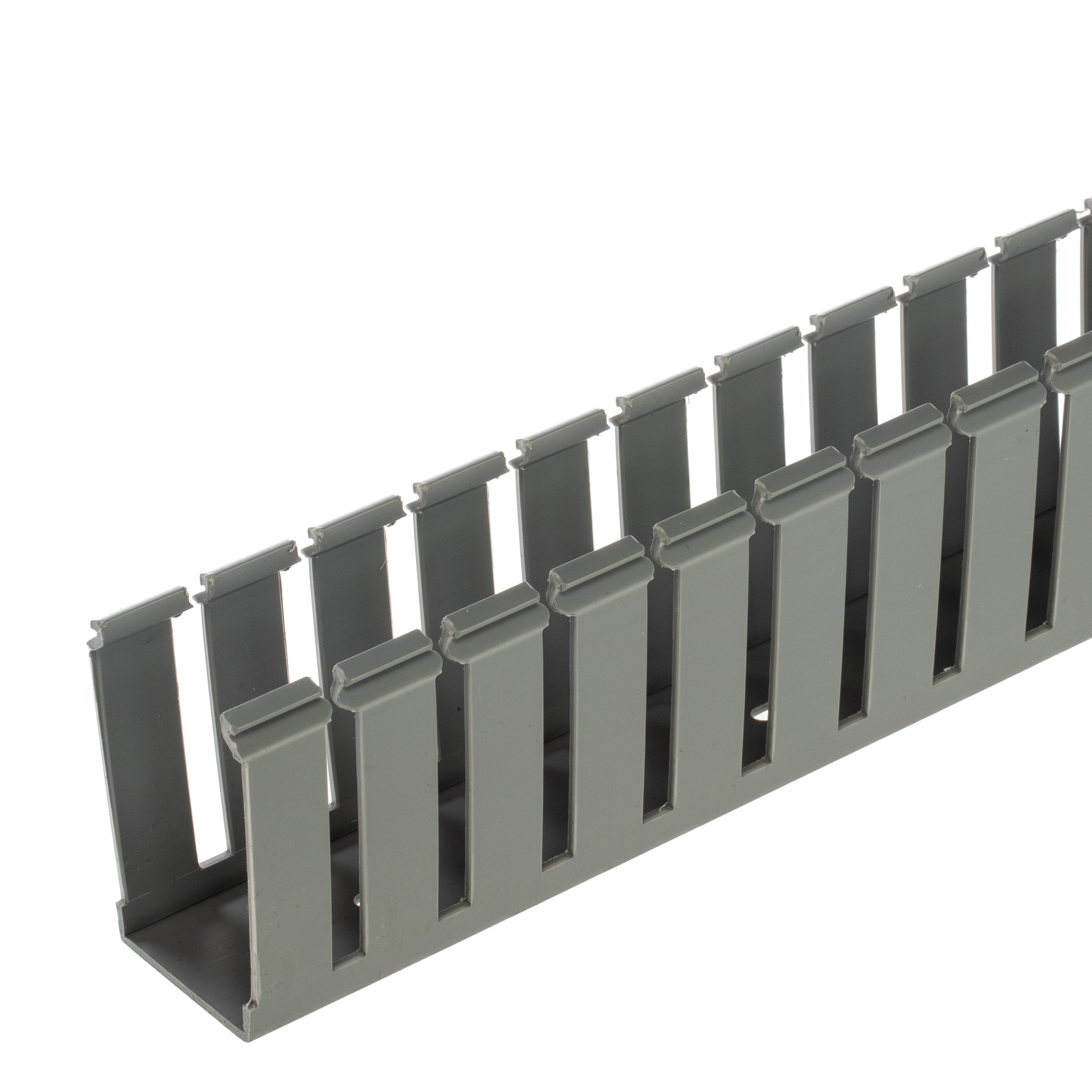 PANDUIT - PANNNC37X37LG2 SLOT HALFREE MDCT,37MMX37MMX2M,LG,2MTR