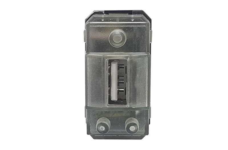 PERRY PER1MCUSB001 ALIMENTATORE CARICABATTERIE USB