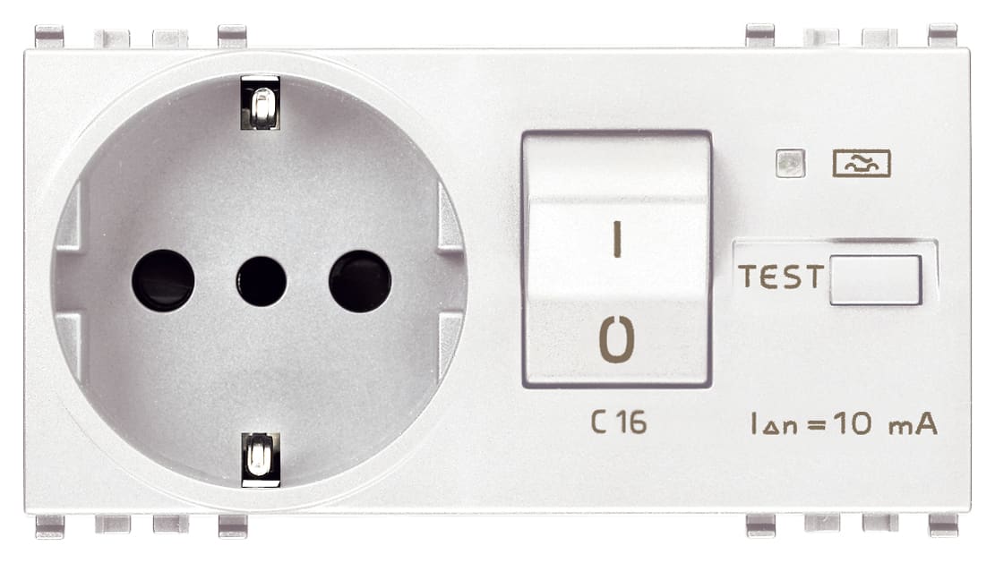 VIMAR SPA VIW20286.B PRESA 2P+T 16A P30 INTB+MTDIF C16 BIANCO