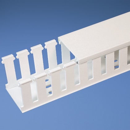 PANDUIT PANNE4X5WH6 CANALINA HALOGEN-FREE A SLOT CON PASSACA