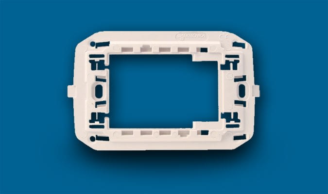 AERTECNICA S.P.A. - ATNNA690 SUPPORTO ADATT.PLACCA GEWISS BIANCO