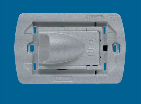 AERTECNICA SPA ATNPA252 PRESA NEW AIR, BTICINO LIVINGLIGHT AIR,