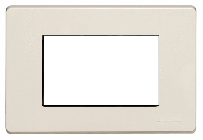BTICINO BTI503/3A/R MAGIC - PLACCA 3P RESINA