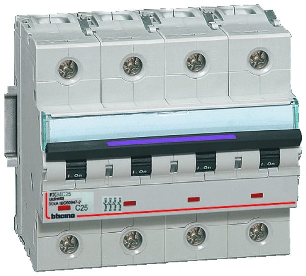 BTICINO S.P.A. - BTIFX84C25 BTDIN500 - MAGNETOT 4P CURVA C 25A 50KA