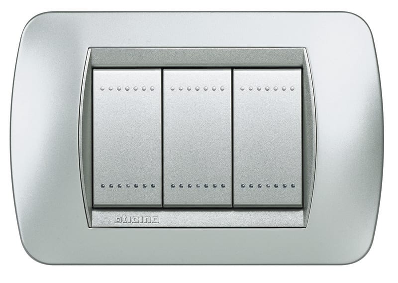 BTICINO S.P.A. - BTIL4803TE LIVING INT - PLACCA 3P TECH