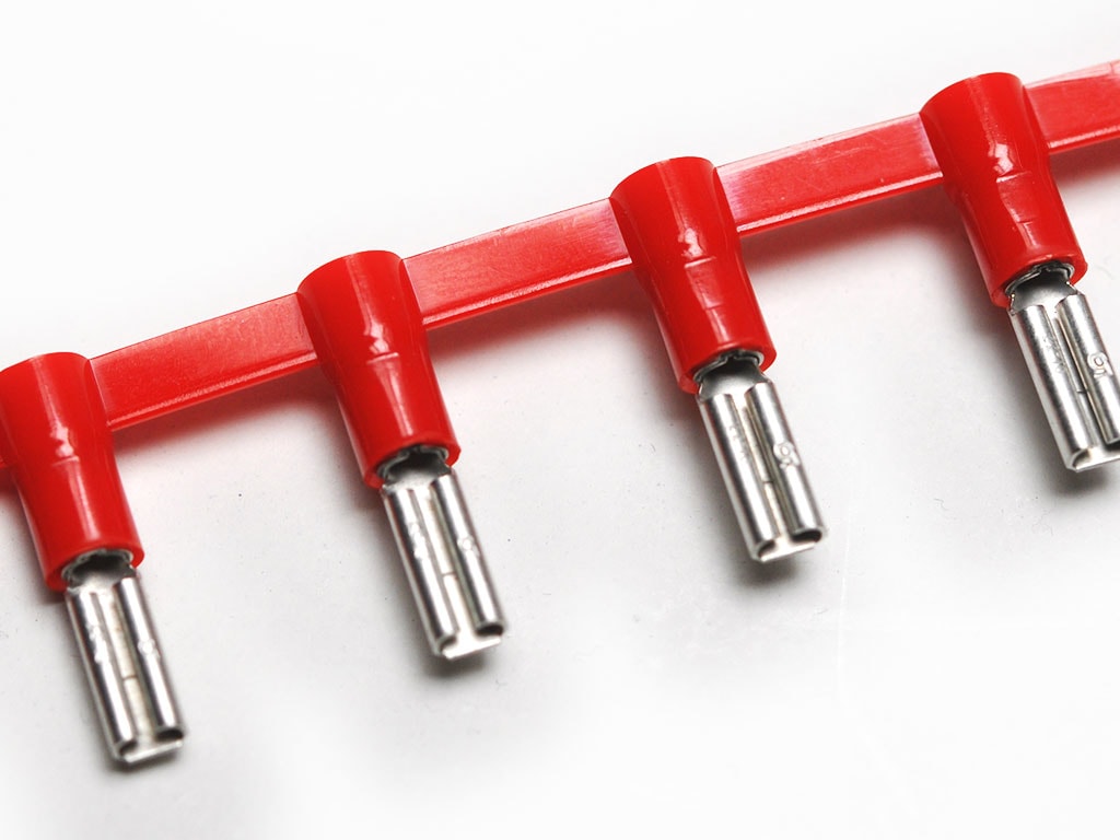 CEMBRE S.P.A. - CEMCBP-F608 INNESTO FEMMINA CONCATENATO BLU 6,35X0,8