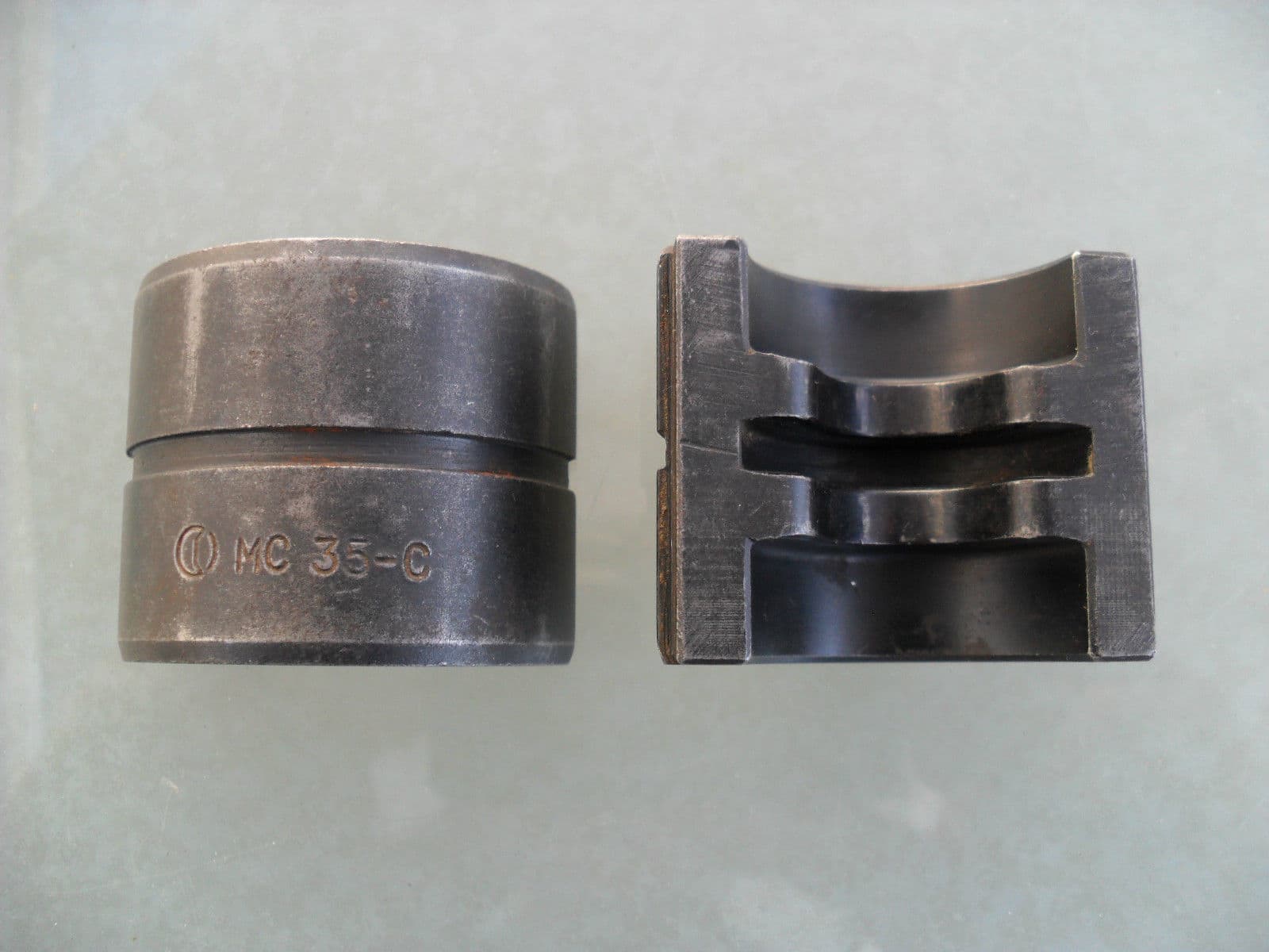 CEMBRE S.P.A. - CEMMC35-C COPPIA MATRICI 130KN X CONNETT. A C 35MM