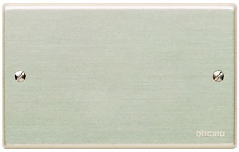 BTICINO S.P.A. - BTI998 MAGIC - PLACCA CON VITI COPRISCATOLA OXI