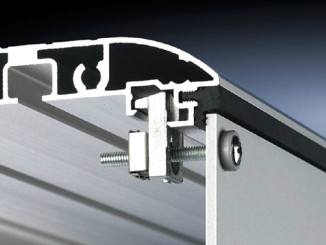 RITTAL SPA - RIT6058000 CP SET DI FISSAGGIO M4 - 30PZ