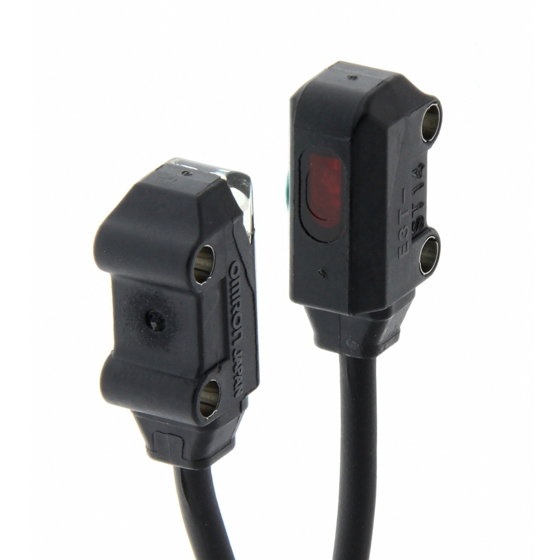 OMRON OMRE3TST142M-130099 SENSORE- MINI C.C. SBARR.1M PNP CAVO2M