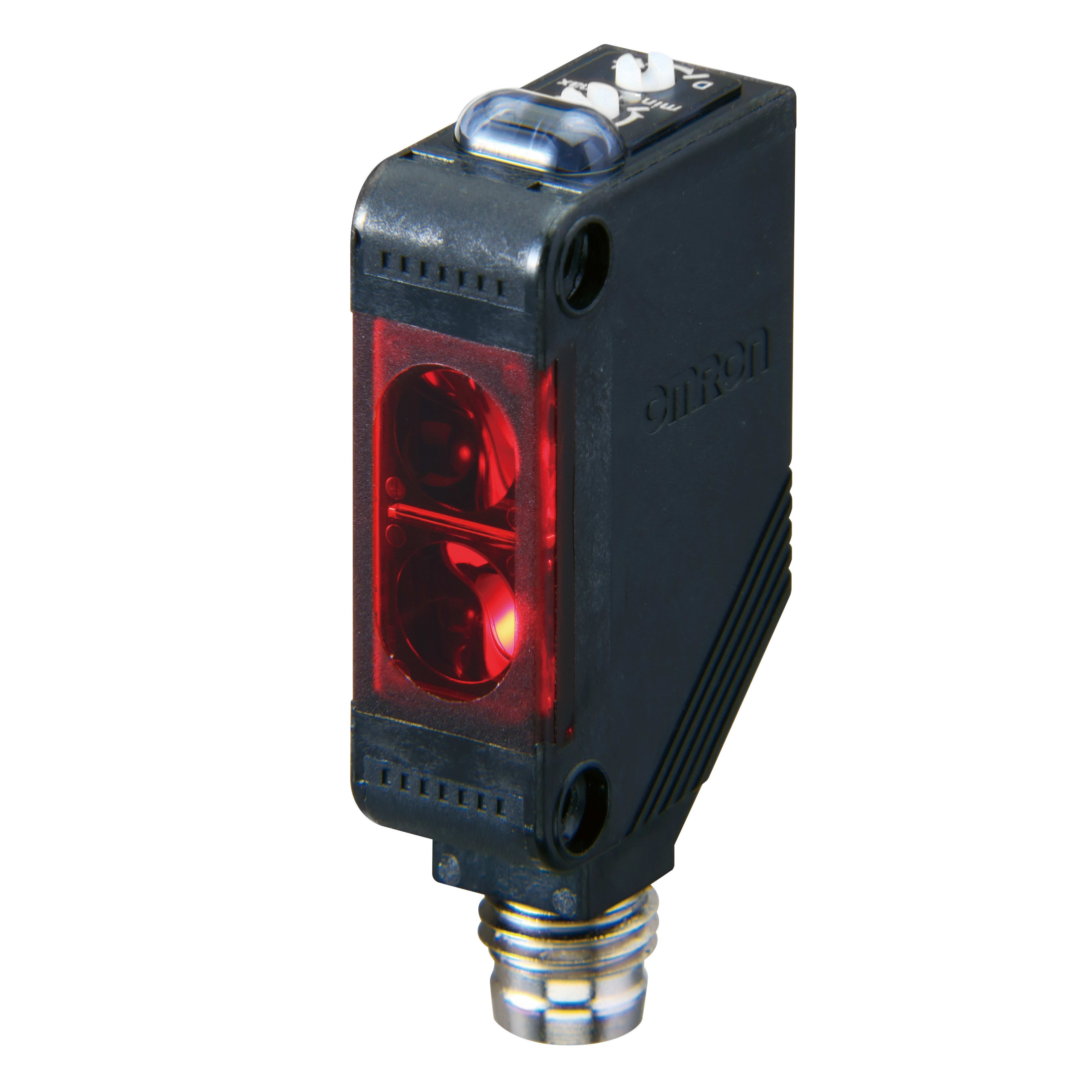OMRON - OMRE3ZR864 SENSORE- MIN.RIFLESS. 4M PNP CON.M8