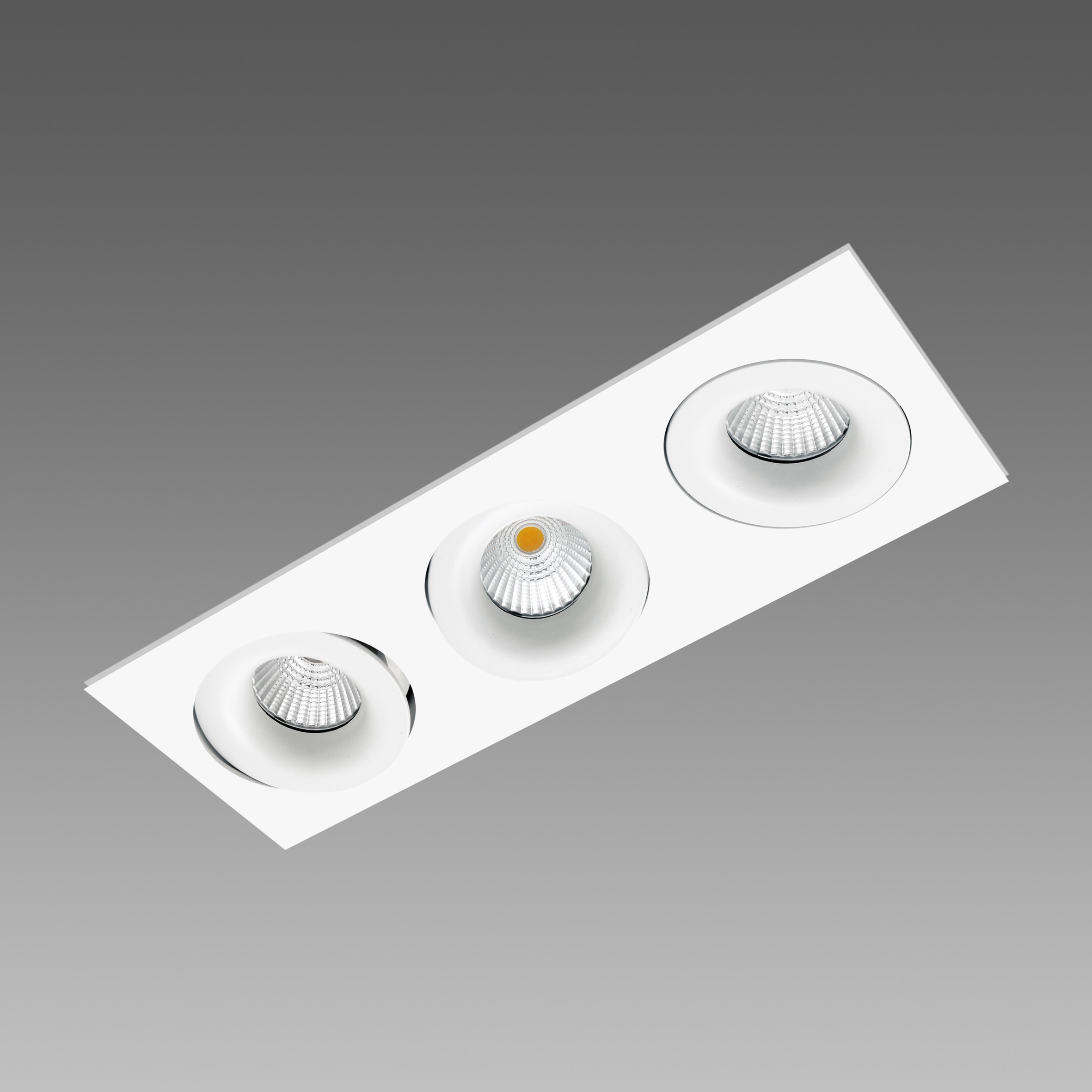 FOSNOVA FOS2218081000 SNOW 3X 1808 30W CLD CCT BIA